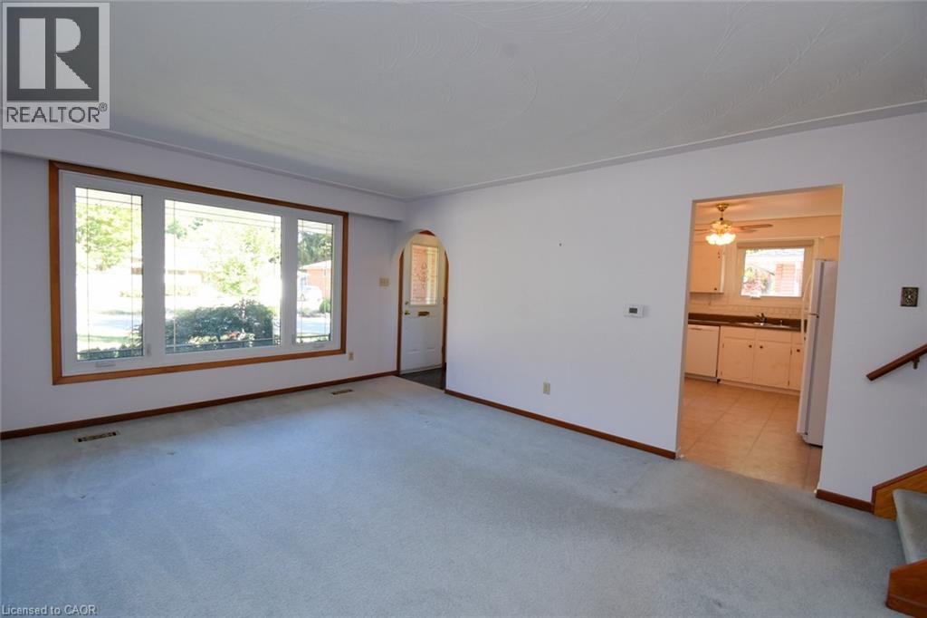 5 Rogers Road Property Photo 7