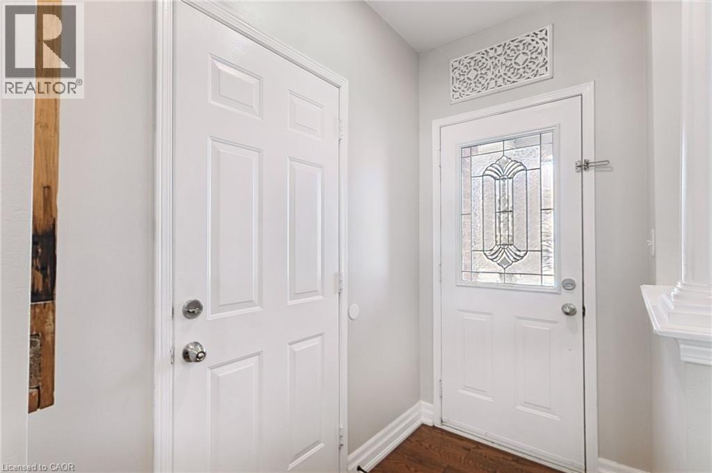 2163 Sutton Drive Property Photo 4