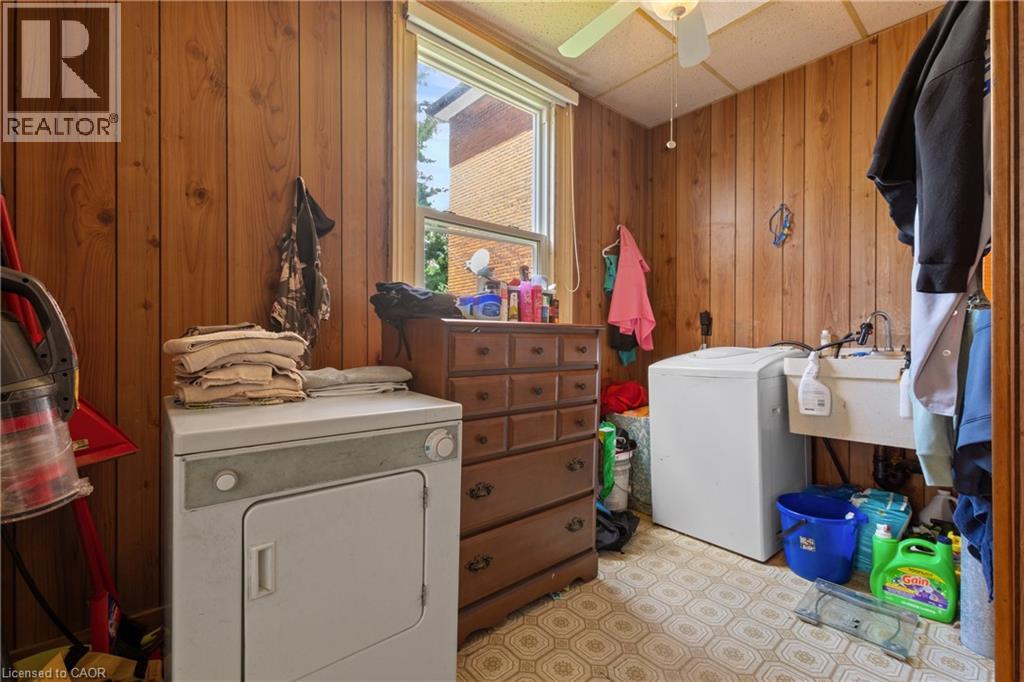 193 Locke Street N Property Photo 12