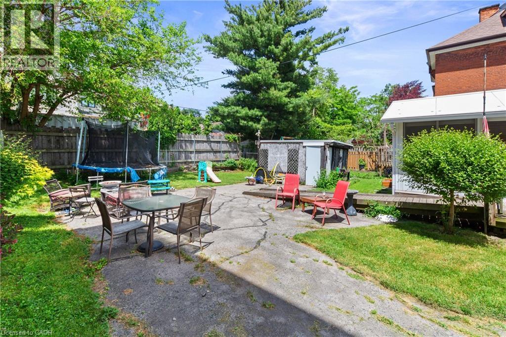193 Locke Street N Property Photo 24