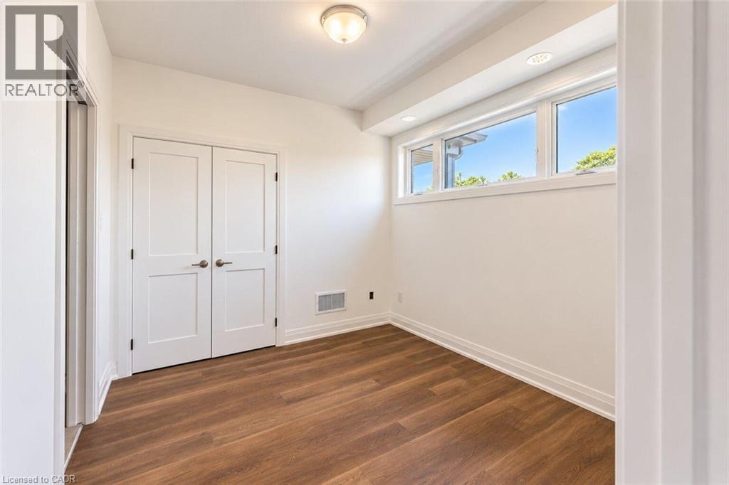 86 Poulette Street Unit# 1 Property Photo 6
