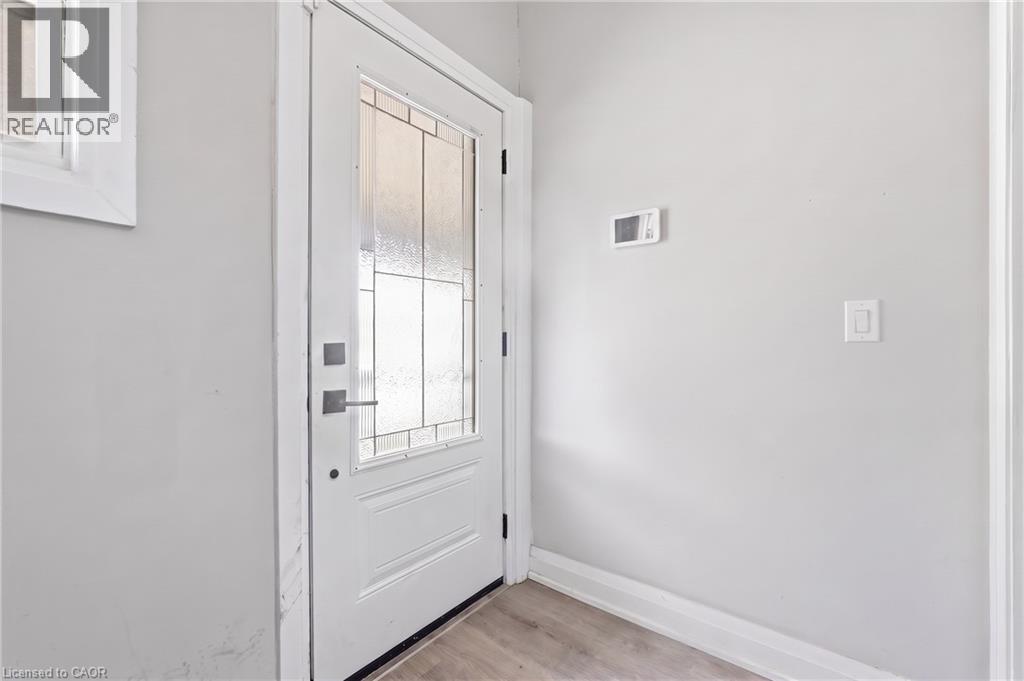 106 Barnesdale Avenue N Unit# Main Property Photo 4