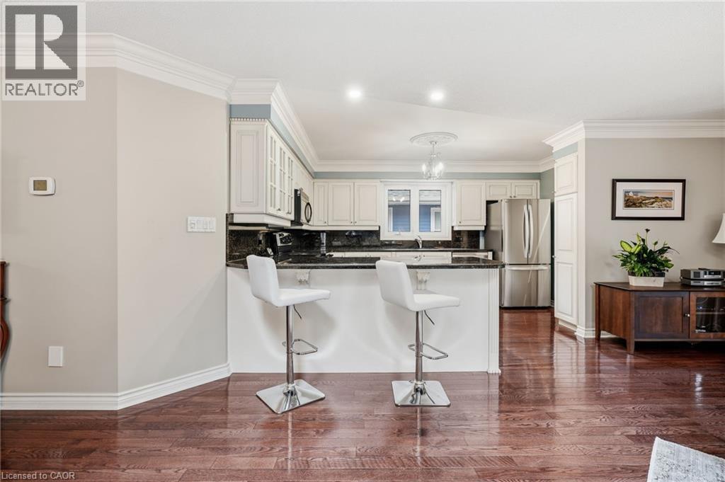1229 Nathaniel Crescent Property Photo 17