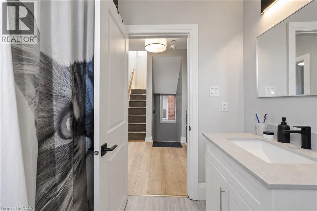 106 Barnesdale Avenue N Property Photo 25