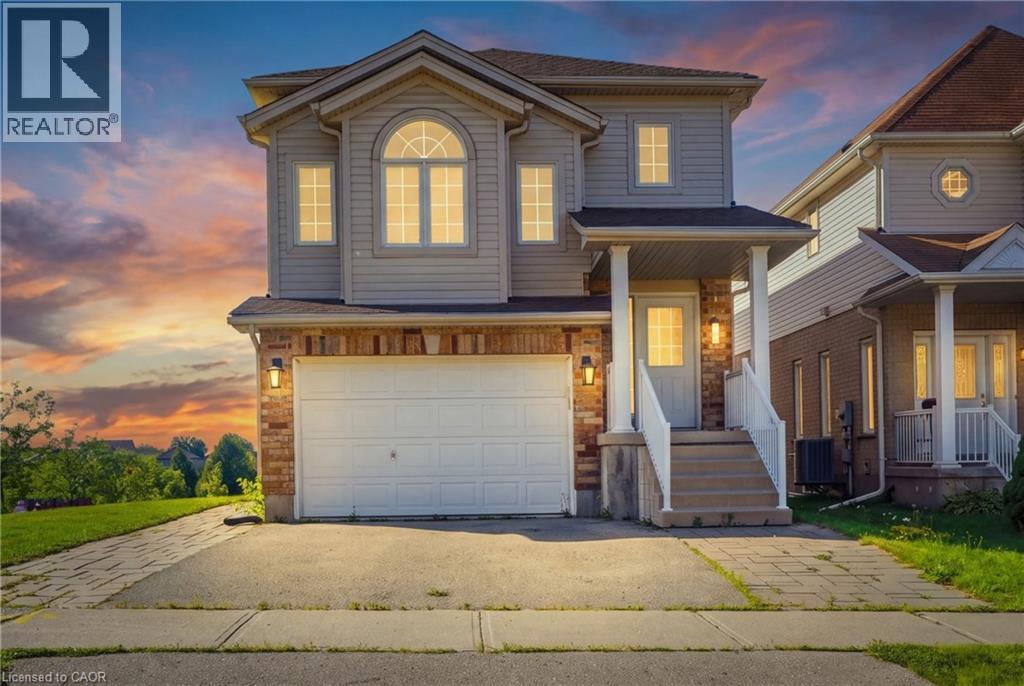 287 WESTMEADOW Drive Unit# UPPER