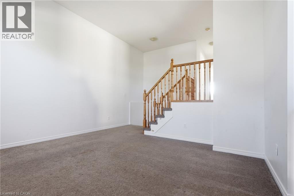 287 Westmeadow Drive Unit# Upper Property Photo 10