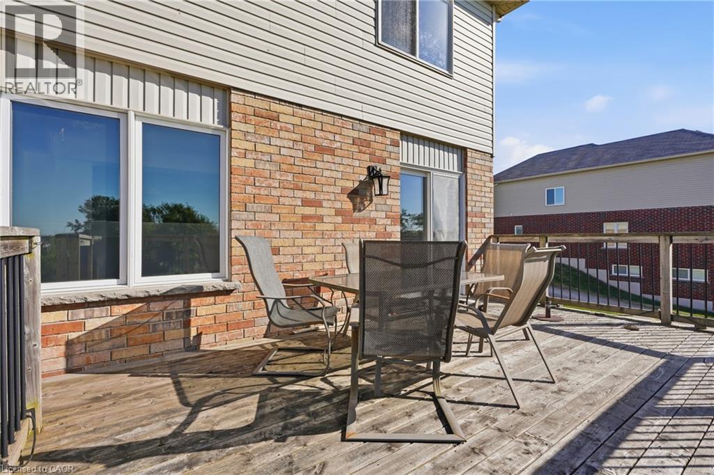 287 Westmeadow Drive Unit# Upper Property Photo 23