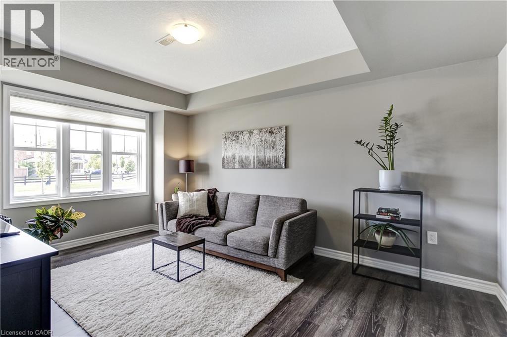 230 Avonsyde Boulevard Unit# 3 Property Photo 8