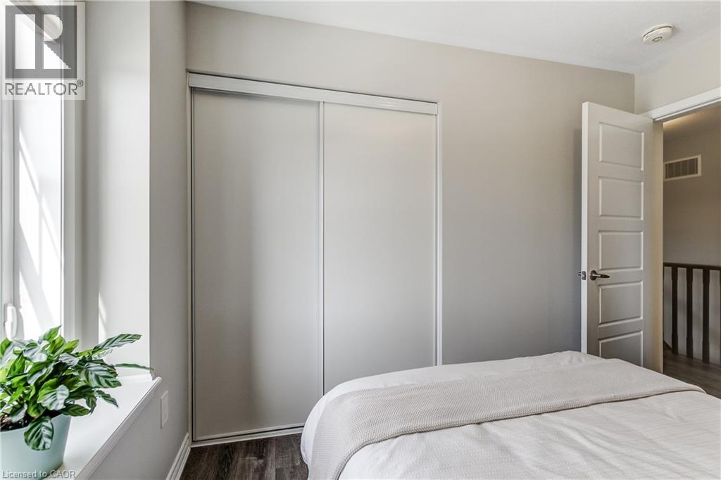 230 Avonsyde Boulevard Unit# 3 Property Photo 29