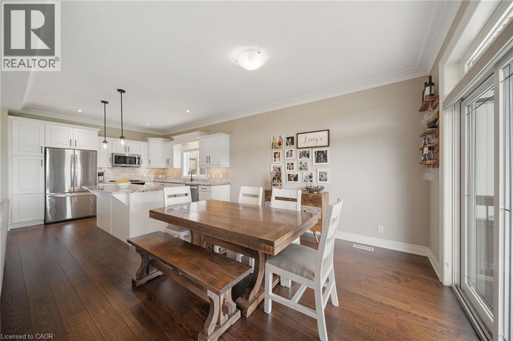 95 Lafayette Street E Property Photo 12