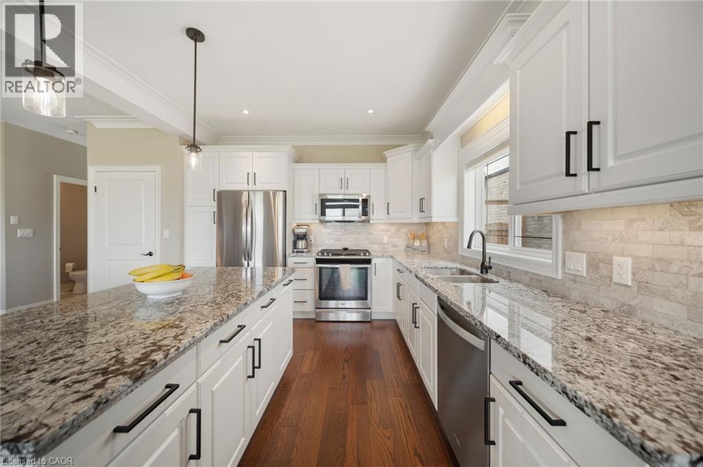 95 Lafayette Street E Property Photo 14