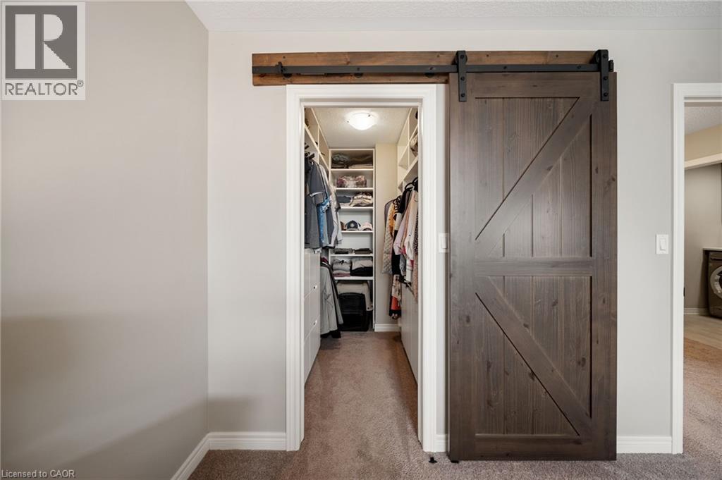 95 Lafayette Street E Property Photo 24
