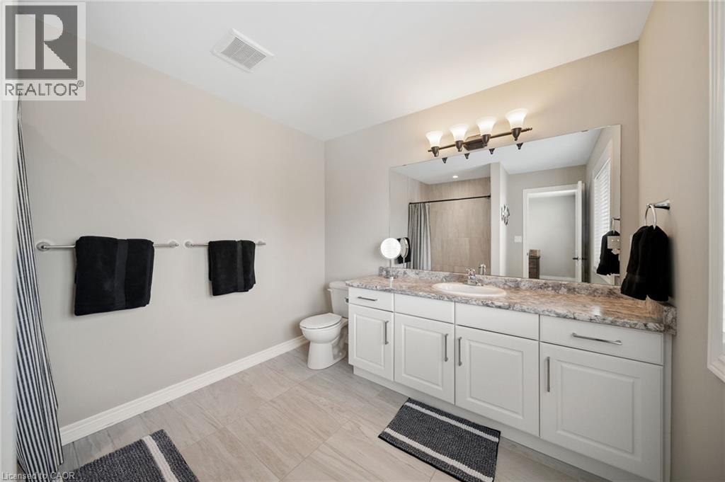 95 Lafayette Street E Property Photo 27