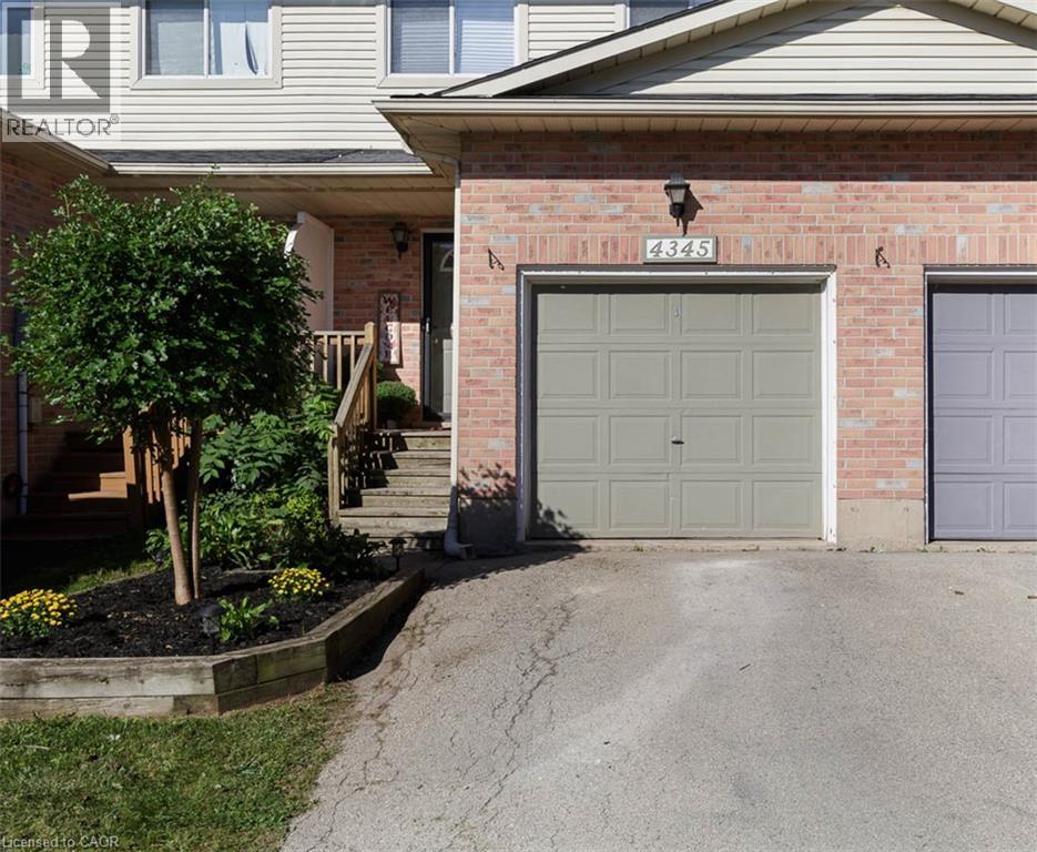 4345 Beverley Crescent Property Photo 23