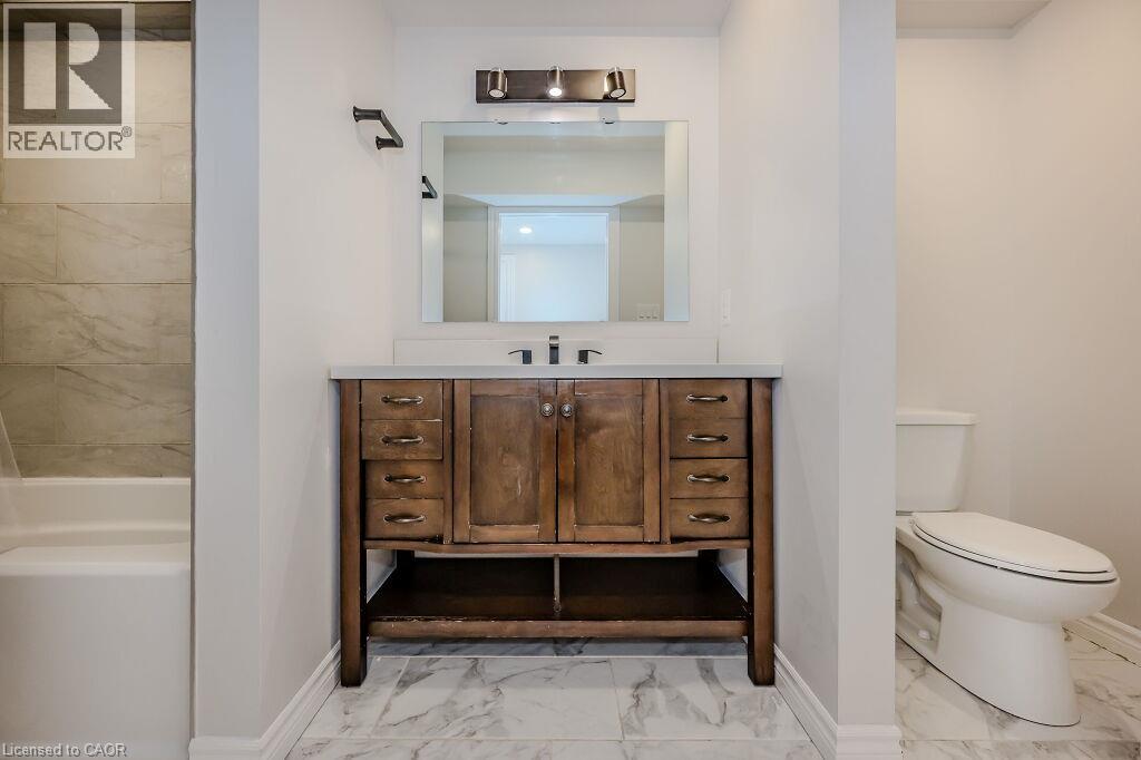 277 Dewdrop Crescent Unit# Lower Property Photo 18