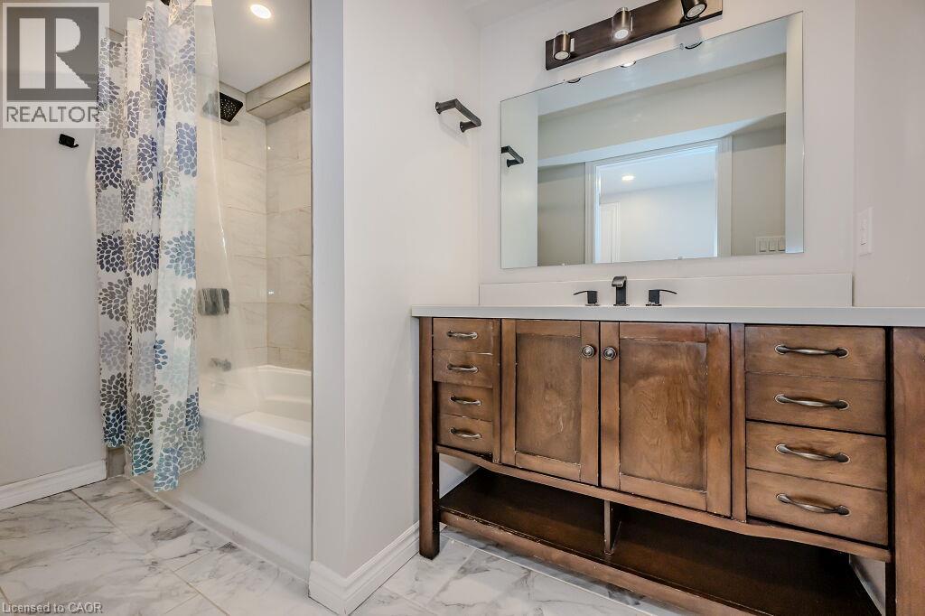 277 Dewdrop Crescent Unit# Lower Property Photo 19