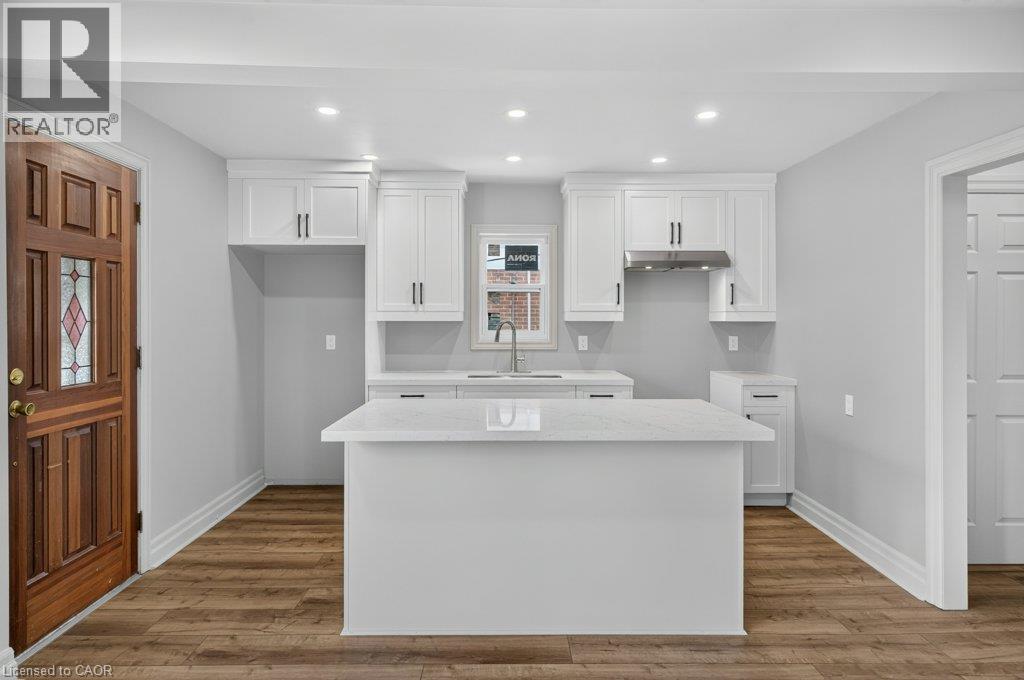 220 East 13th Street Property Photo 11