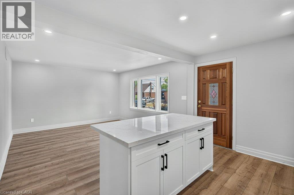 220 East 13th Street Property Photo 13