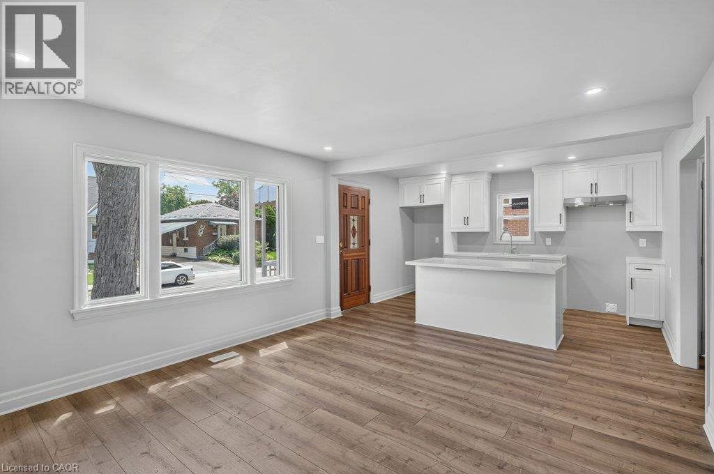 220 East 13th Street Property Photo 17