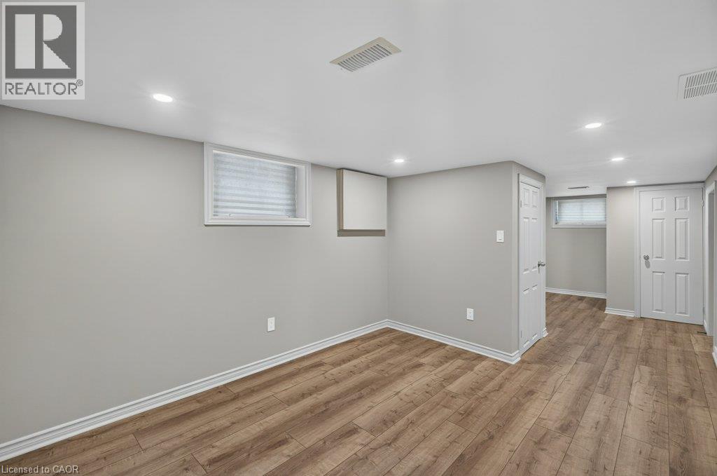 220 East 13th Street Property Photo 29
