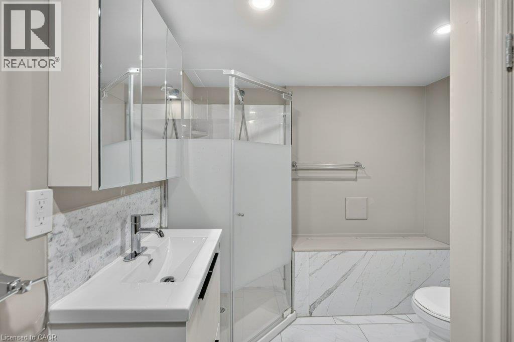 220 East 13th Street Property Photo 34