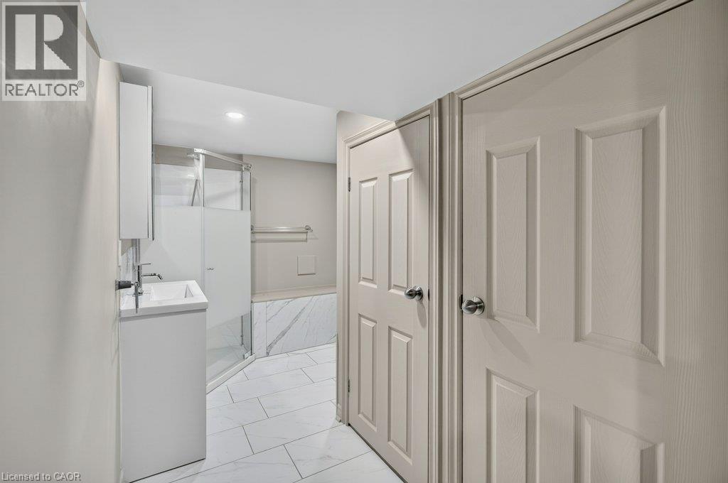 220 East 13th Street Property Photo 35