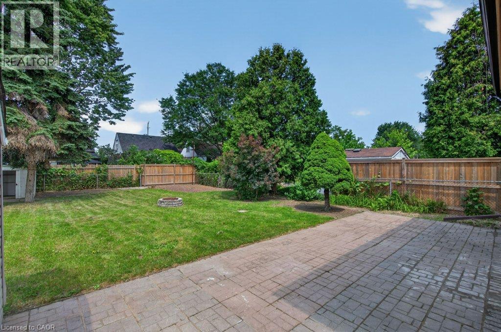 220 East 13th Street Property Photo 37