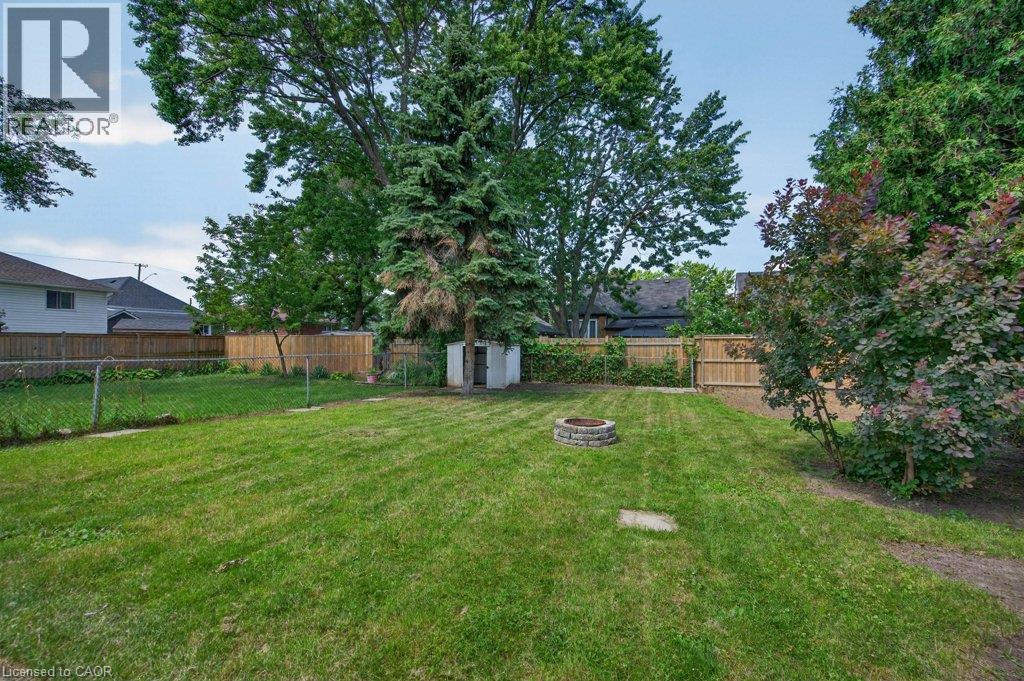 220 East 13th Street Property Photo 39