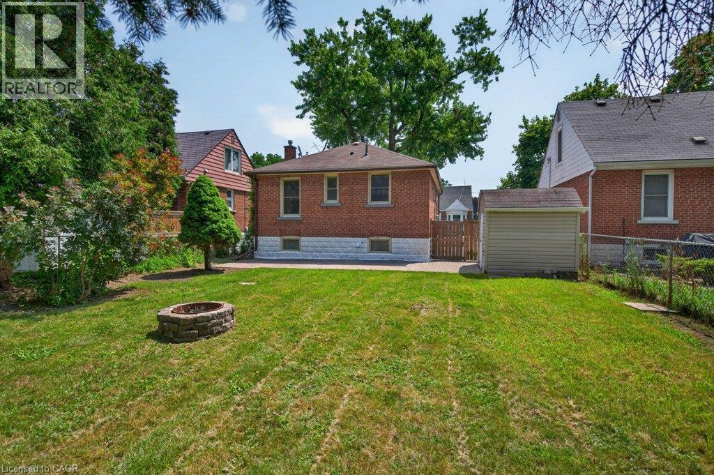 220 East 13th Street Property Photo 41