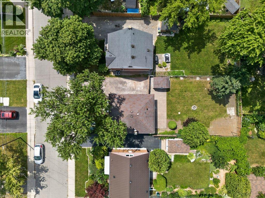 220 East 13th Street Property Photo 46