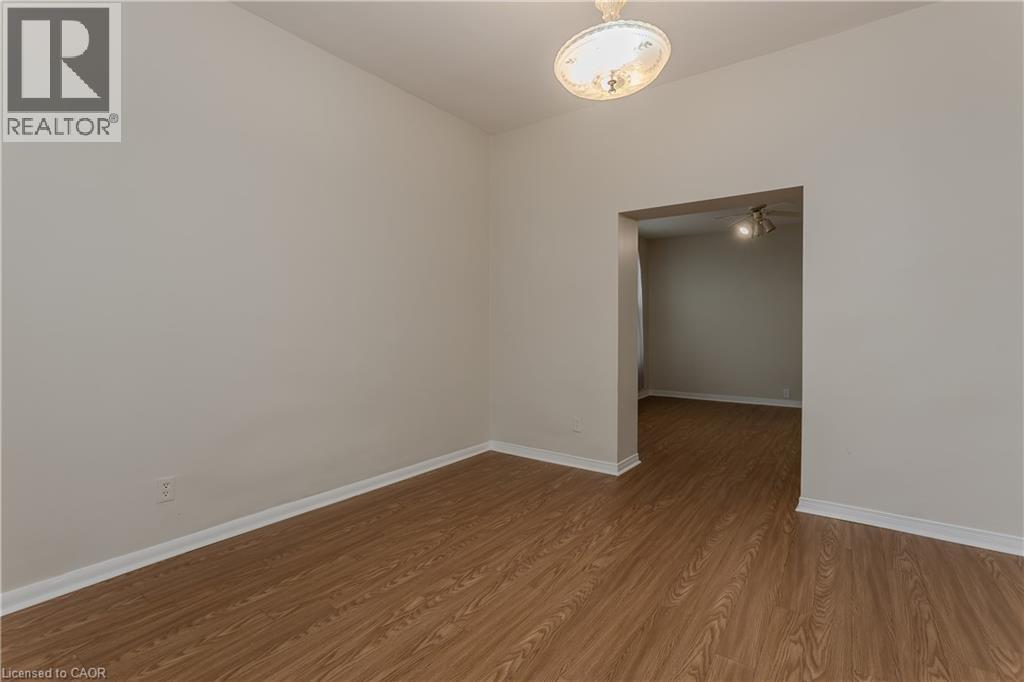 86 William Street Property Photo 8