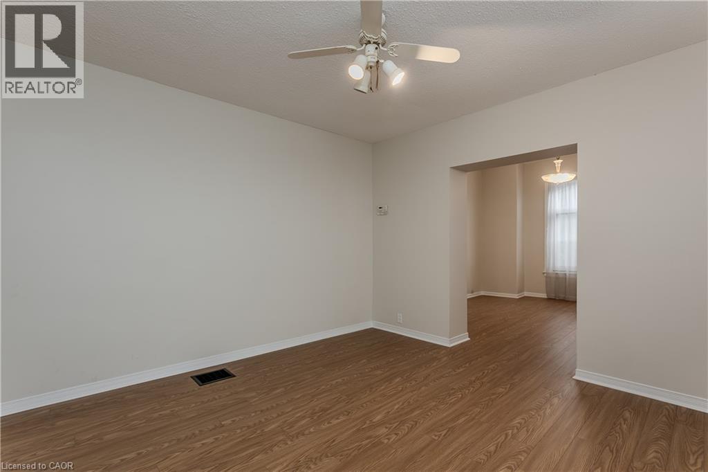 86 William Street Property Photo 14