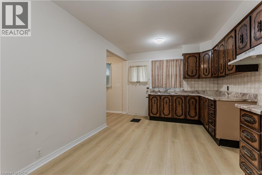 86 William Street Property Photo 17