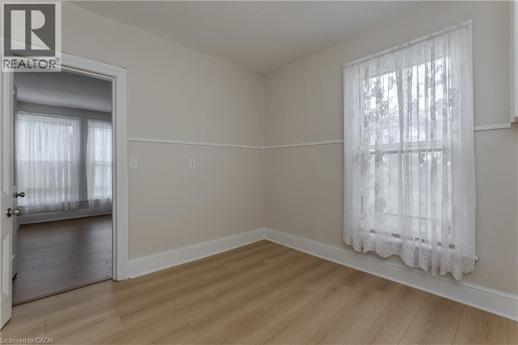 86 William Street Property Photo 27