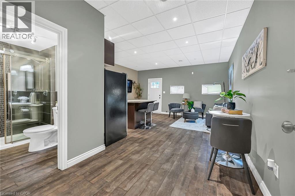 50 Keith Street Property Photo 28