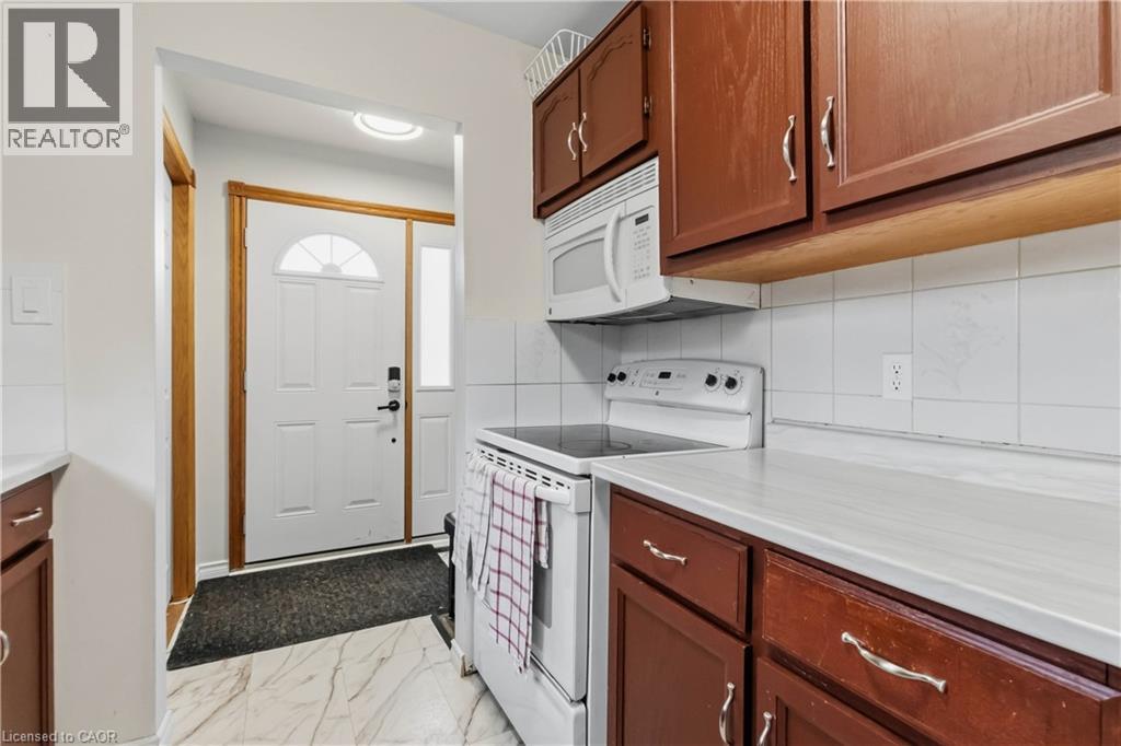 47 Abeles Avenue Property Photo 10