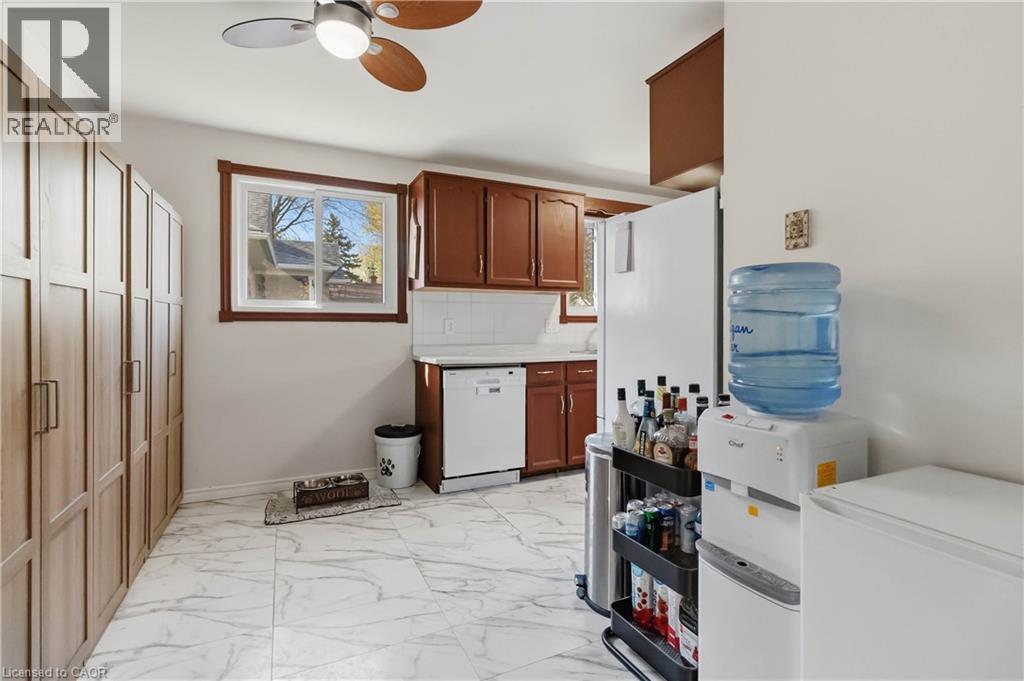 47 Abeles Avenue Property Photo 14