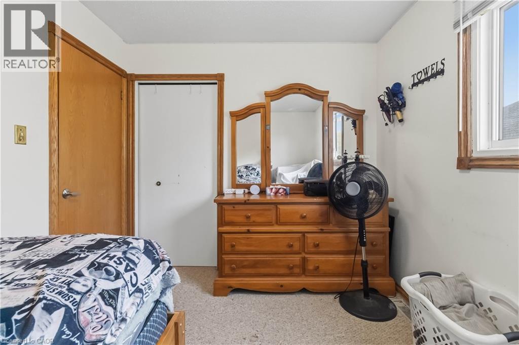 47 Abeles Avenue Property Photo 20