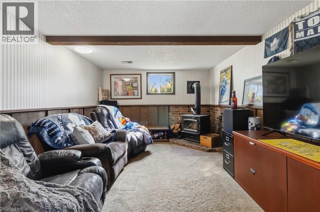 47 Abeles Avenue Property Photo 28