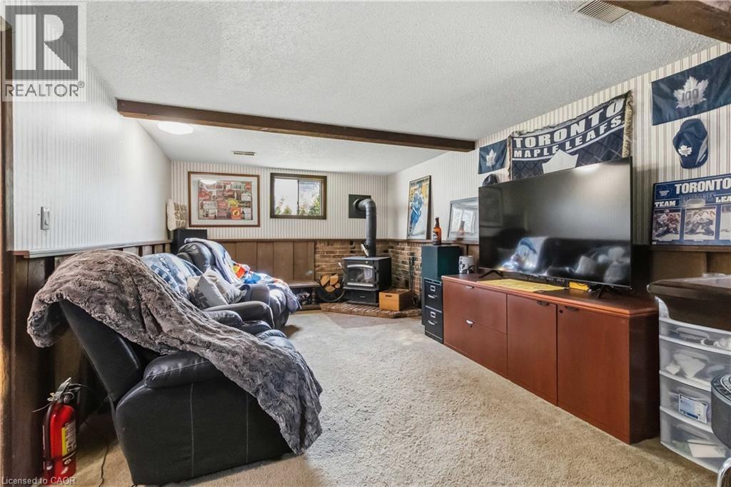 47 Abeles Avenue Property Photo 29