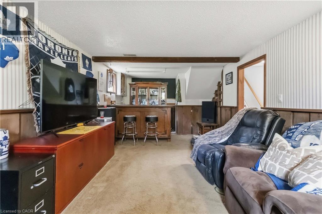47 Abeles Avenue Property Photo 31