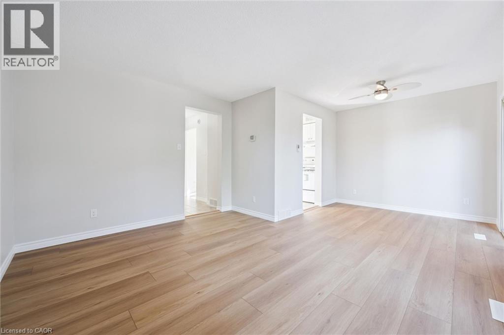 375 Kingscourt Drive Unit# 40 Property Photo 13