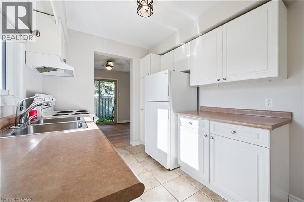 375 Kingscourt Drive Unit# 40 Property Photo 23