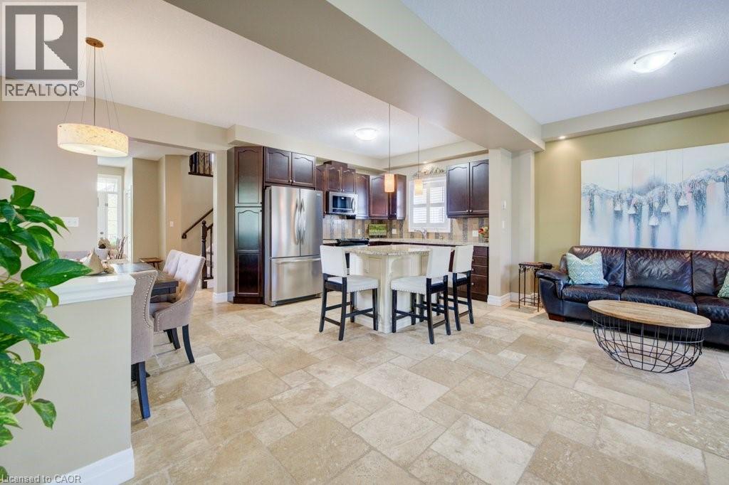 300 Watervale Crescent Property Photo 8