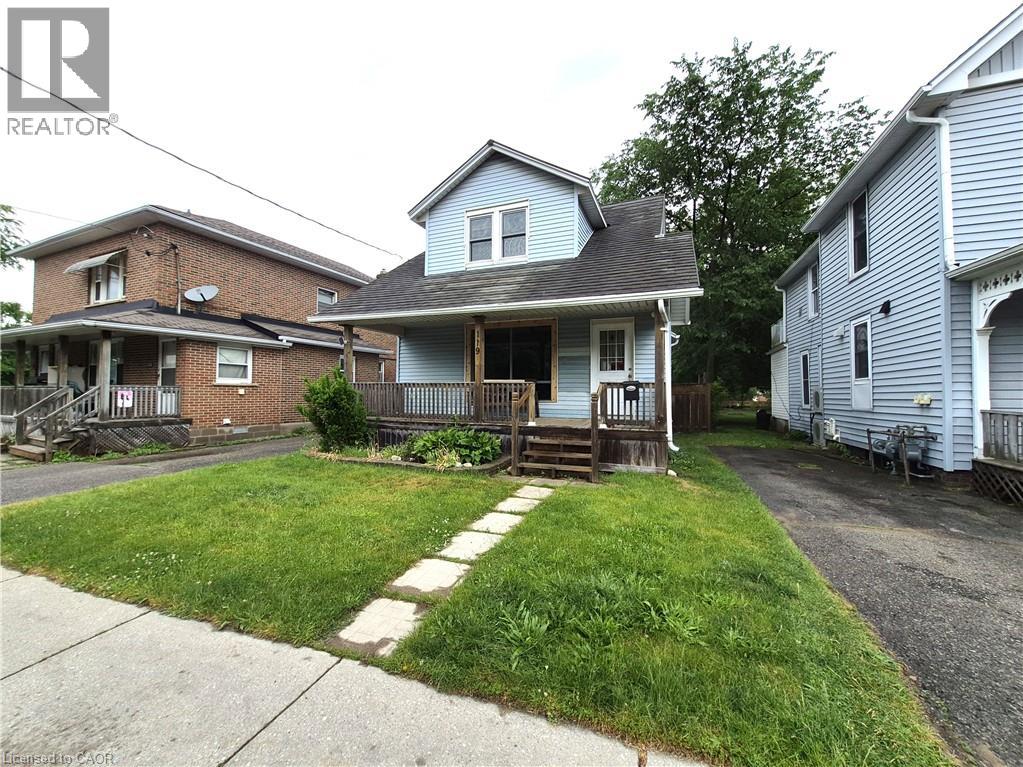 119 Norfolk Street S Property Photo 2