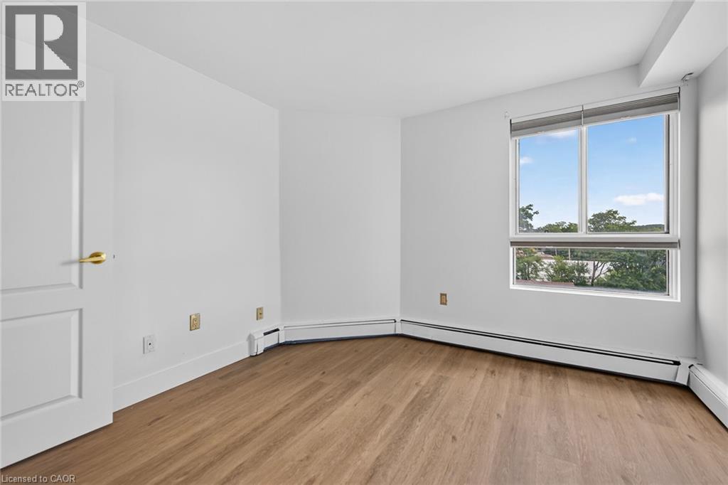 10 John Street W Unit# 409 Property Photo 29