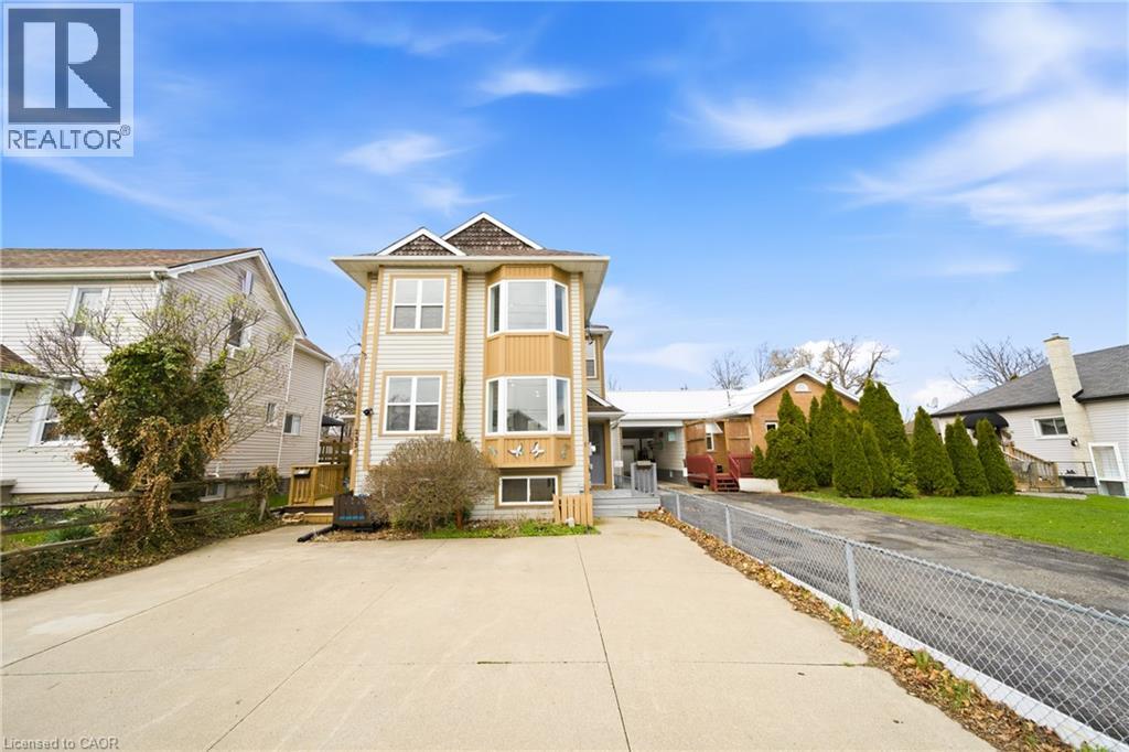 233b Vine Street Property Photo 1