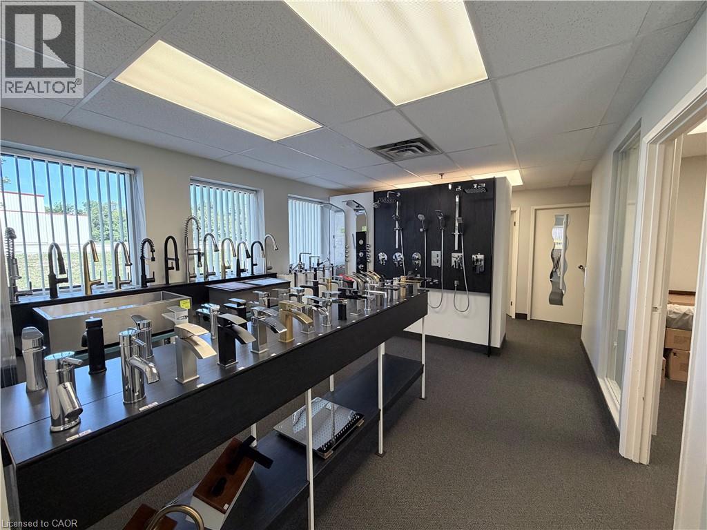 5035 North Service Road Unit# D1 Property Photo 7
