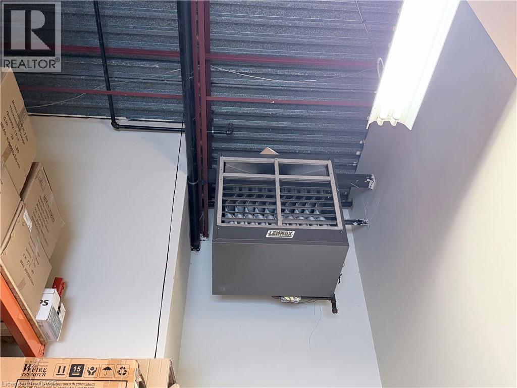 5035 North Service Road Unit# D1 Property Photo 19