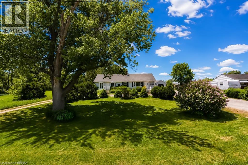 2696 Highway 6 Property Photo 2